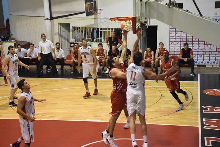 Ganó Ameghino sufriendo en el final