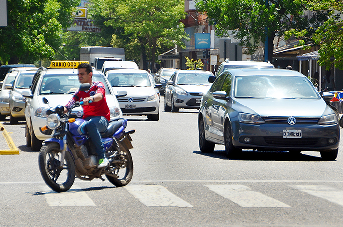 En un año se sumaron al tránsito  local casi 8 mil nuevos vehículos