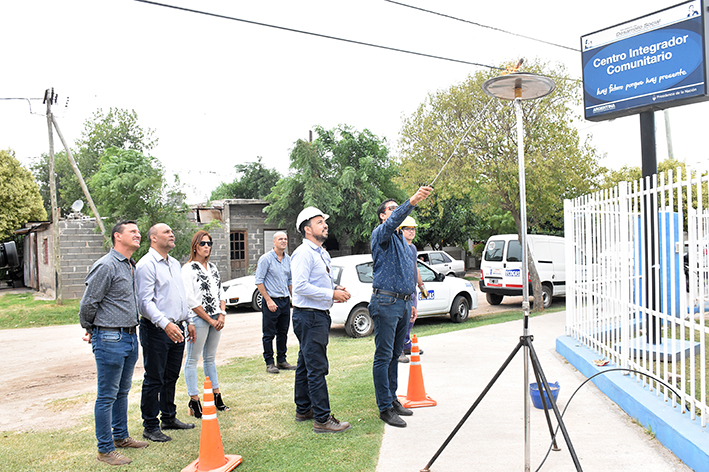 Después de 33 años, llegó  el gas a barrio Los Olmos