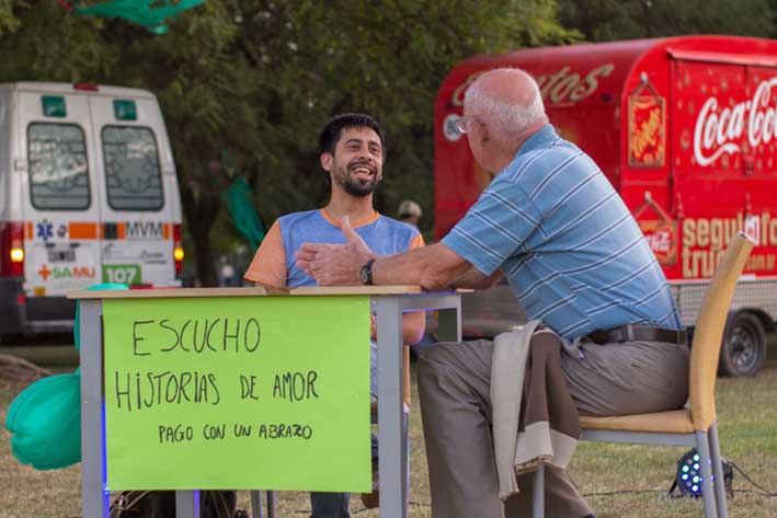 El amor cantado  y contado