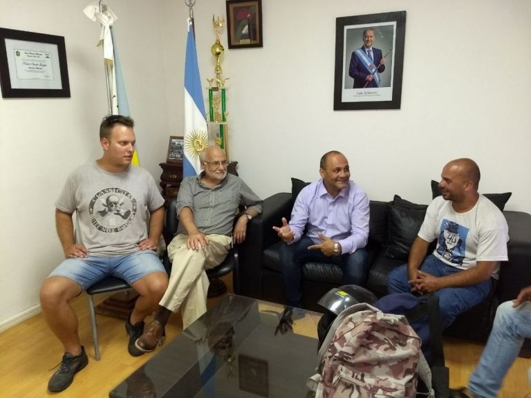 Garmendia recibió a representantes del Sindicato Unico de Conductores de Motos
