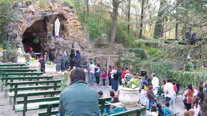 Alta Gracia a la Virgen de Lourdes