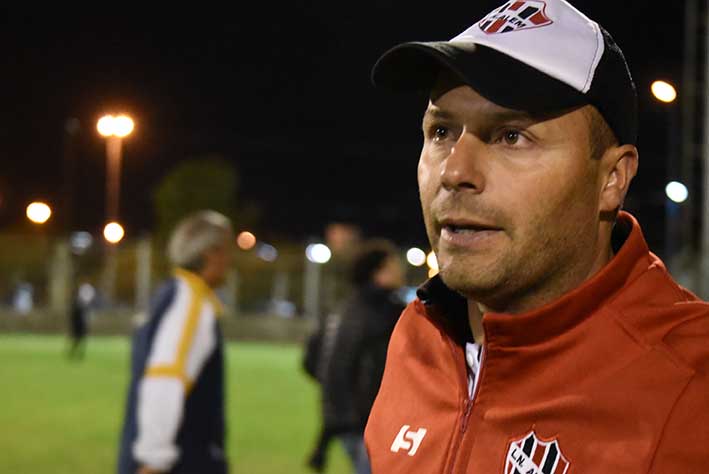 “Es raro estar punteros pero sin haber clasificado todavía” “Es raro estar punteros pero sin haber clasificado todavía”