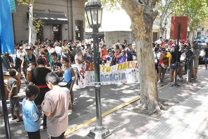 Concretaron una marcha para reclamar por «educación digna»