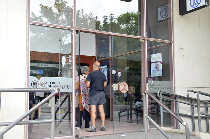 El Gobierno avanza en crear un “banco”: “Se presta más de lo que se ahorra” El Gobierno avanza en crear un “banco”: “Se presta más de lo que se ahorra”