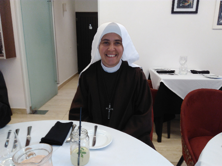 Medio año de las monjas en el Hogar de Ancianos: “Vemos mucha soledad”