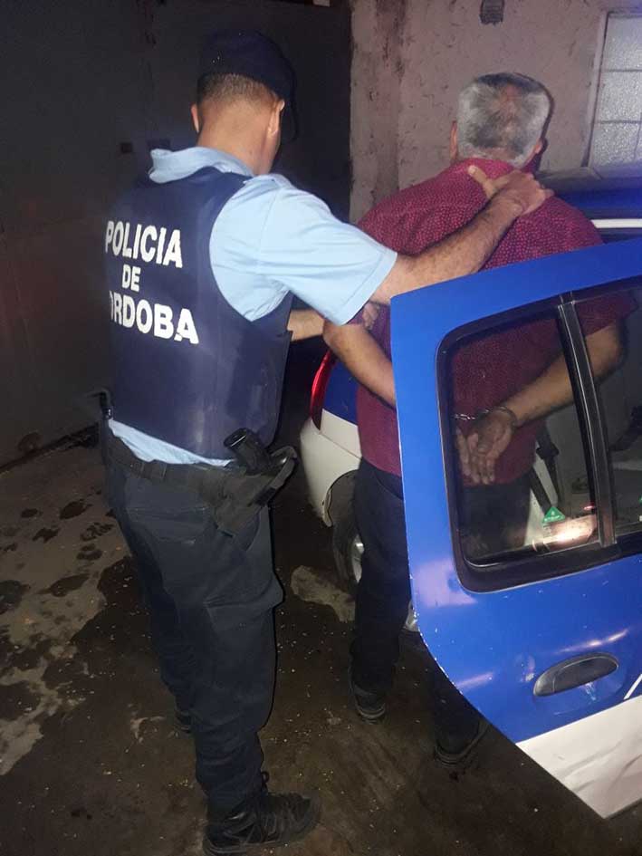 Manejaba alcoholizado, escapó de un control policial y fue arrestado Manejaba alcoholizado, escapó de un control policial y fue arrestado