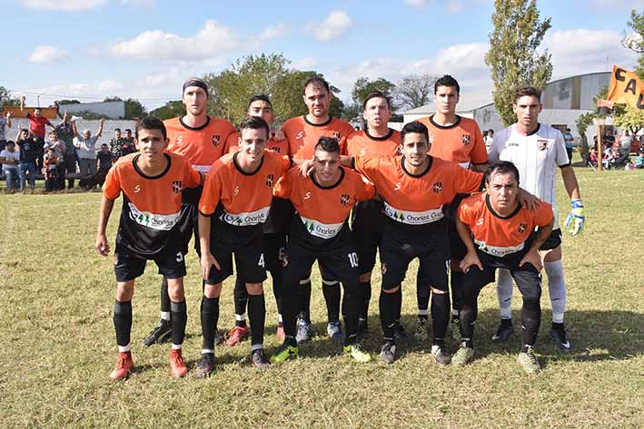 Tres salen a defender la punta