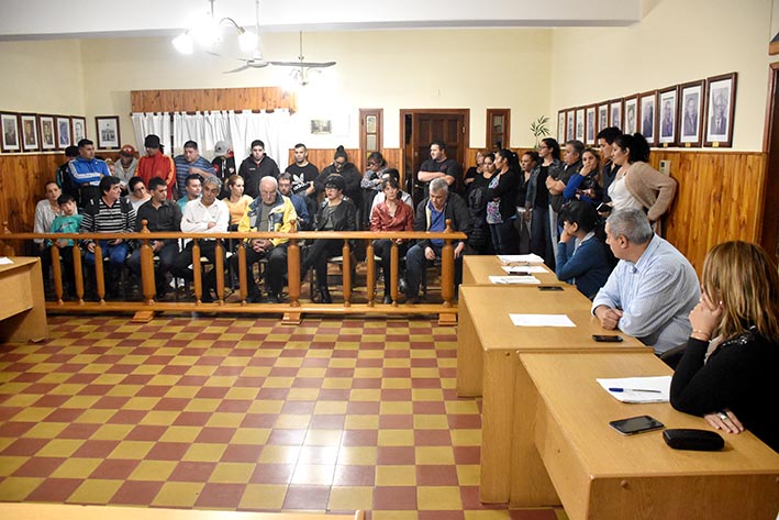 La Asamblea contra la Corrupción se mete en la polémica del basural