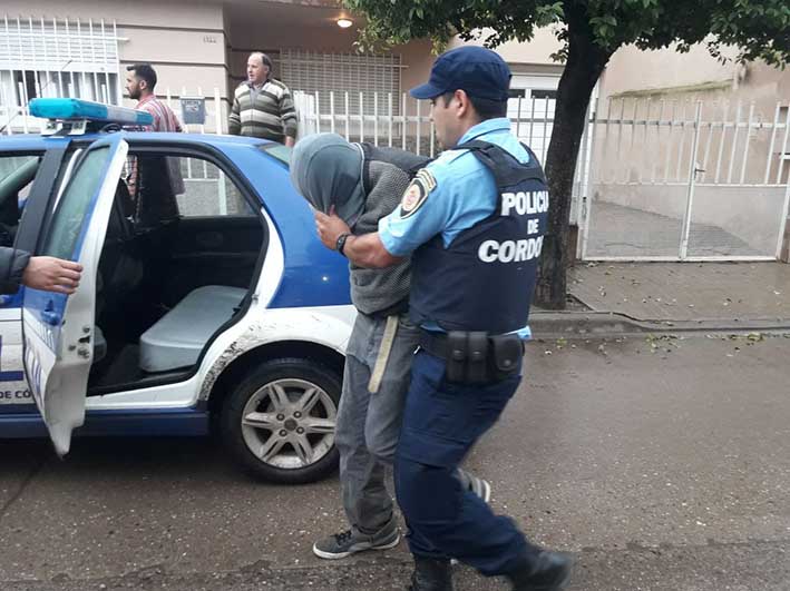 Entró a robar, pero lo “frenó” el dueño