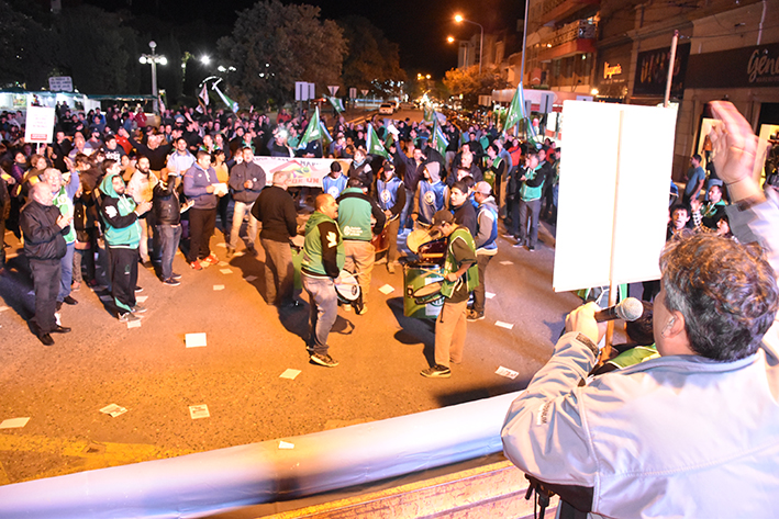 Se manifestaron contra el “salvaje ajuste” del Gobierno nacional
