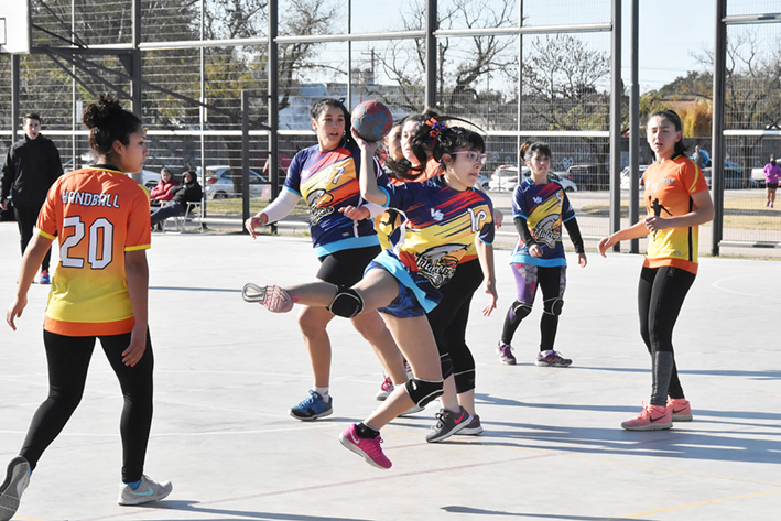 Handball: cuarta fecha de la LIHFA