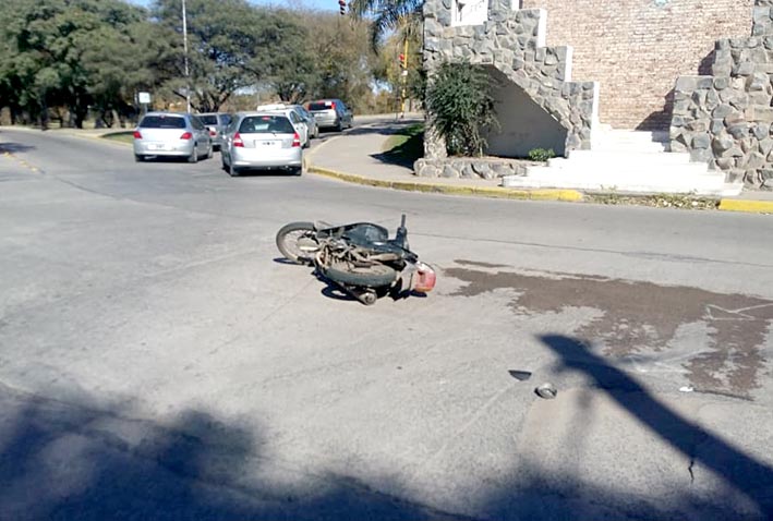 Tres motociclistas protagonizaron accidentes