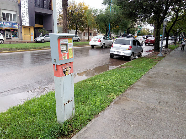 Gill, muy crítico del estacionamiento medido Gill, muy crítico del estacionamiento medido