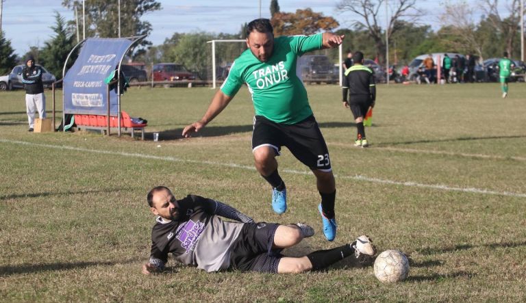 Arrancan los cruces del Fútbol Comercial