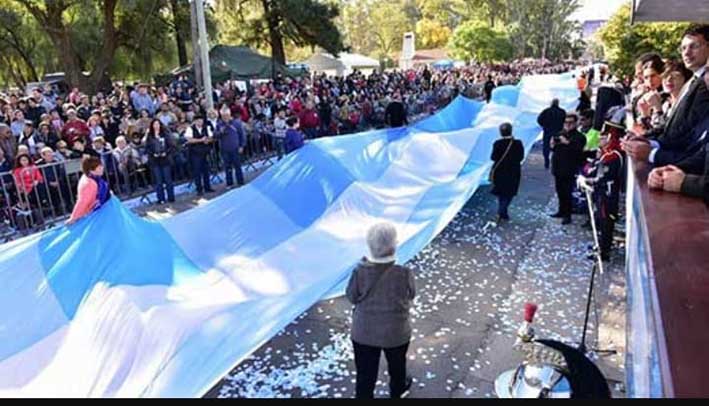 Honran a la Bandera