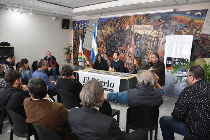 Debate de los medios cooperativos