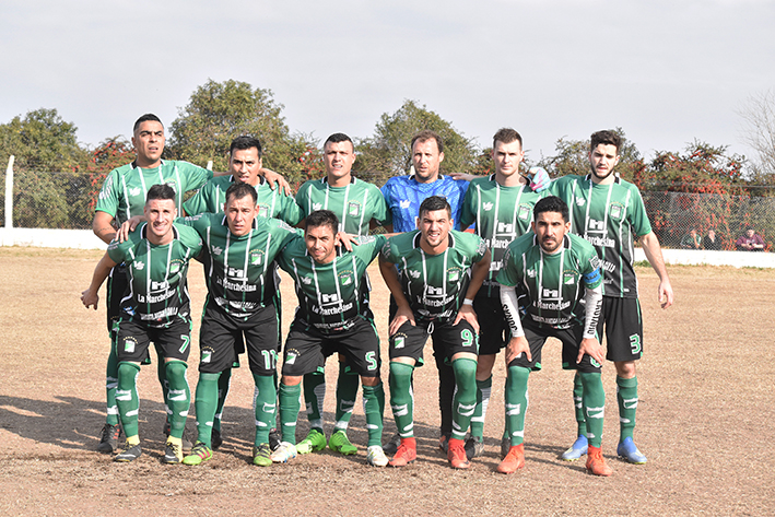 Rivadavia y Universitario abren las «semis» de local