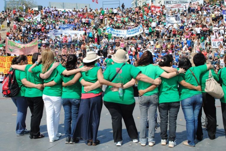 Invitan a reunión informativa sobre el viaje al Encuentro Nacional de Mujeres