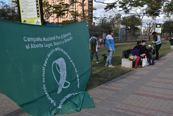 «No nos obliguen a la clandestinidad, al miedo y a poner en riesgo la salud»