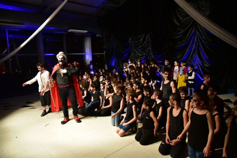 La Escuela de Circo actuó con más de 90 alumnos