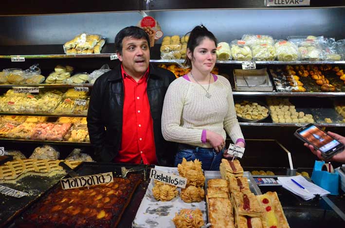 El pan de ayer, un “tesoro” para cada vez más personas en la ciudad