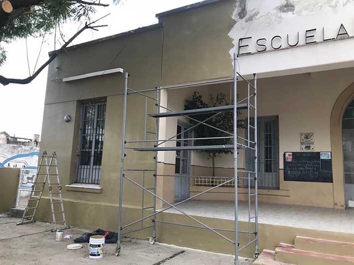 Realizan arreglos en algunas escuelas