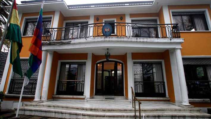 Inédito: el Consulado de Bolivia atenderá en una casa de familia