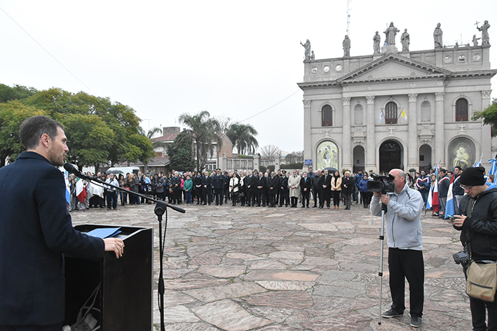 Gill encabezará el acto protocolar