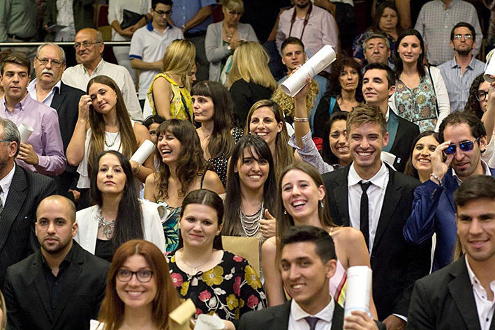 Más de la mitad de los graduados en Ciencias Sociales son mujeres