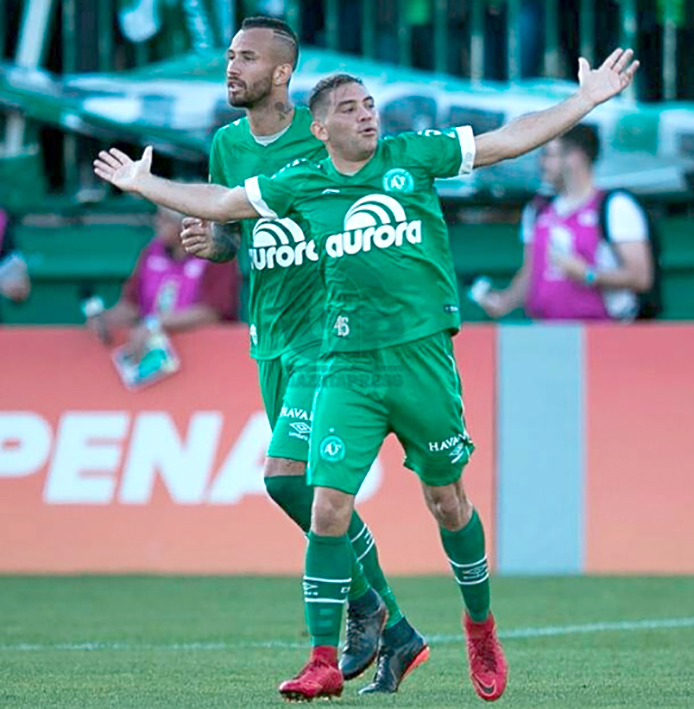 Estreno con gol del Oveja Torres