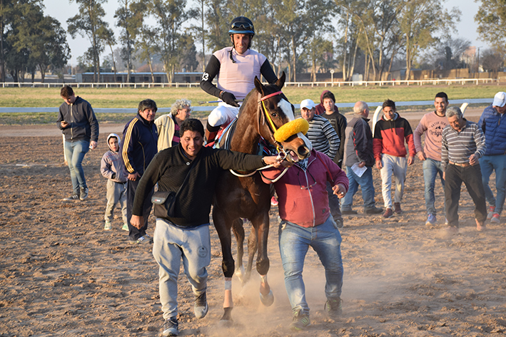 Fragancia Divina ganó la principal