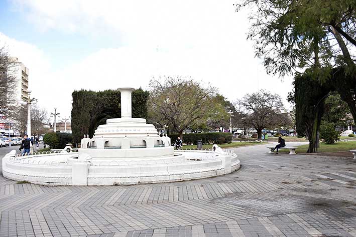 Buscan declarar la plaza Centenario como Patrimonio Histórico Nacional