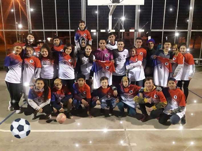 De jugar a la pelota en el Botta a soñar con un torneo internacional